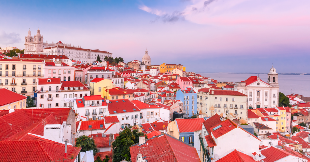 Alfama, the tourist and economic soul of Lisbon