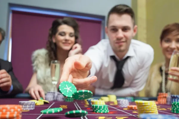 UK: gambling losses nearly double among university students
