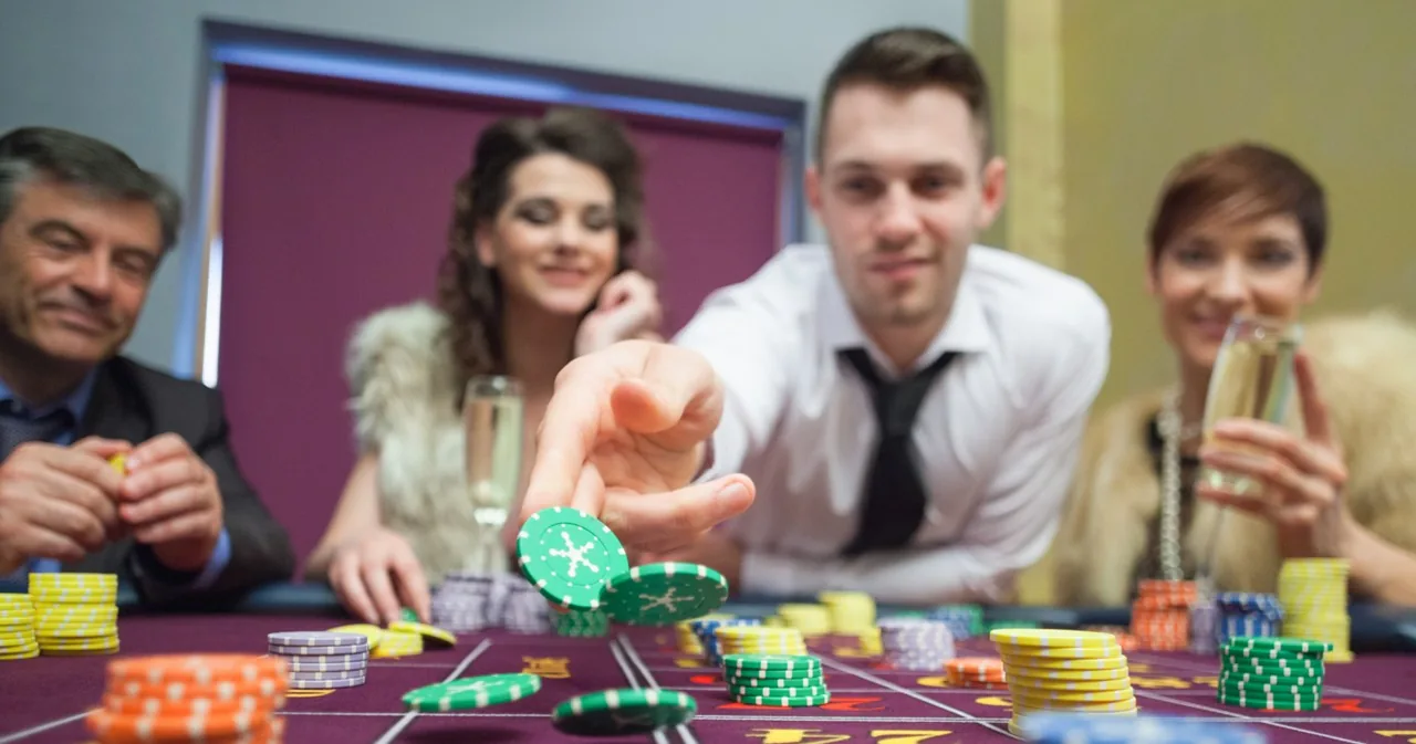 UK: gambling losses nearly double among university students