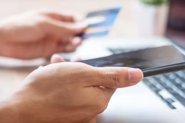 Banco de Crédito del Perú updates its contracts and may close accounts used for activities linked to gambling