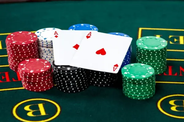 Macao defies the market: solid revenues contrast with falling shares in 2026