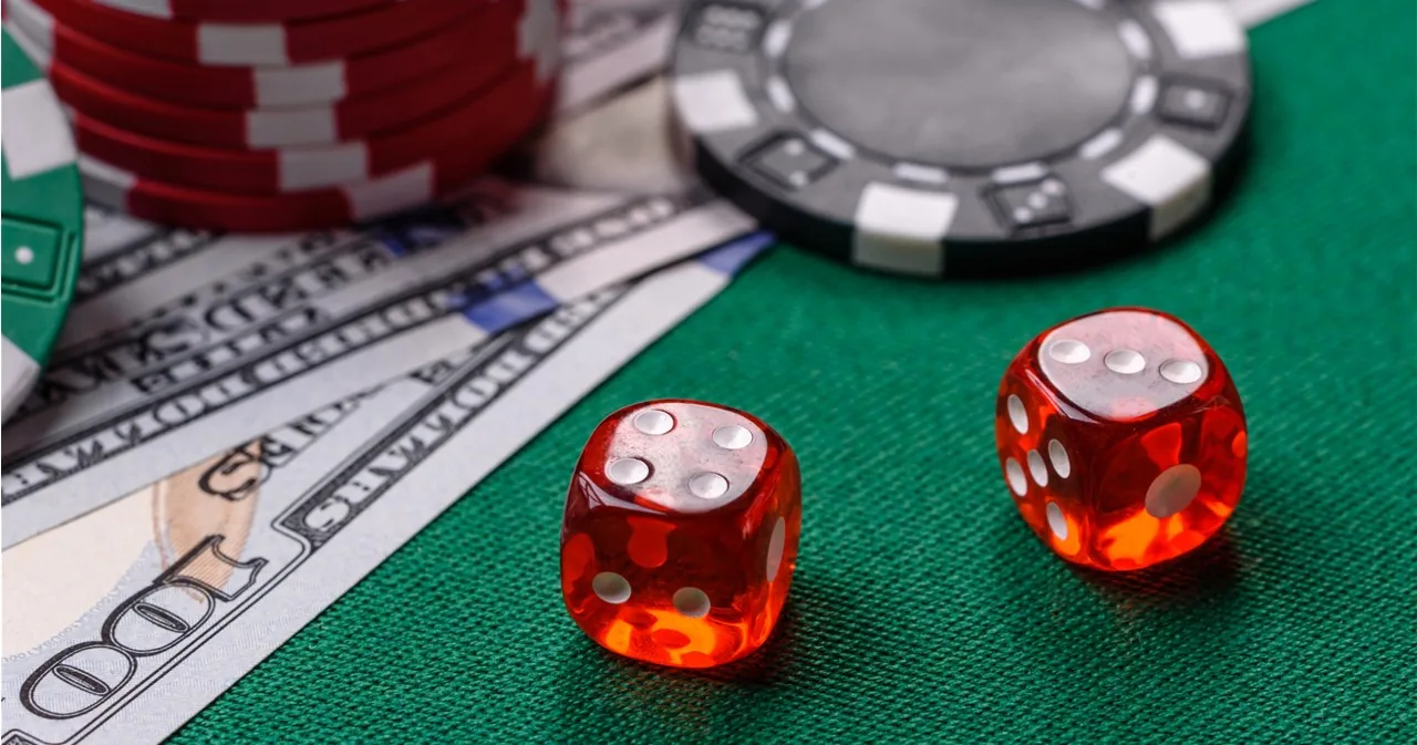 Mendoza evaluates banning child support debtors from casinos, events, and online games